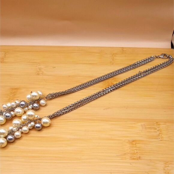 Vintage Mixed Media Faux Pearls, Clear & Black Rhinestones Lucite Beads Necklace - Picture 8 of 8